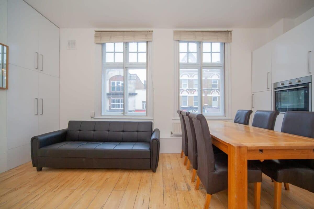 Lovely 2 Bedroom Apartment In Tooting London Exteriör bild