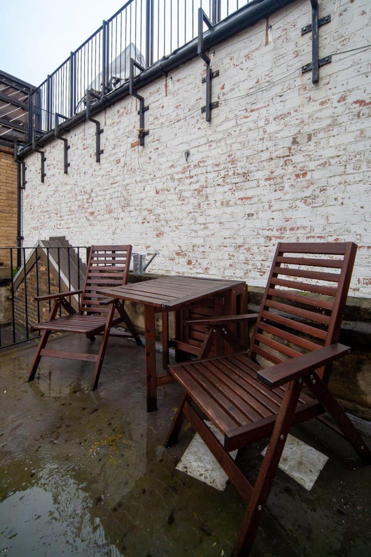 Lovely 2 Bedroom Apartment In Tooting London Exteriör bild